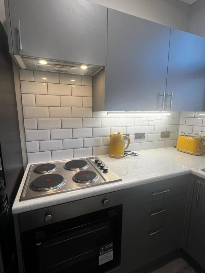 Matipa-Given Apartments Eastleigh Southampton Extérieur photo